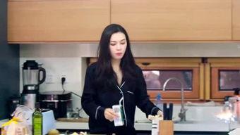 吃瓜阿姨侃娱乐,吃瓜阿姨揭秘娱乐圈幕后故事